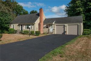 12 Arrowhead Road
