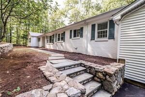 128 Old Hyde Road