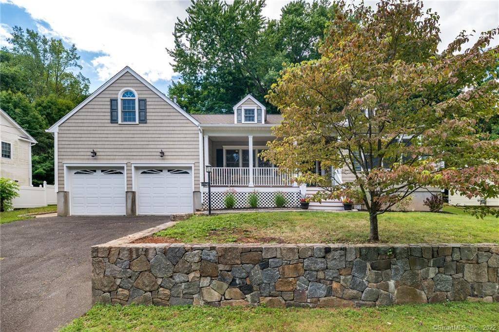 46 Caroline Place — exterior photo