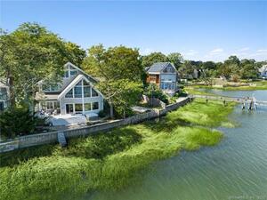 13 Seabreeze Place
