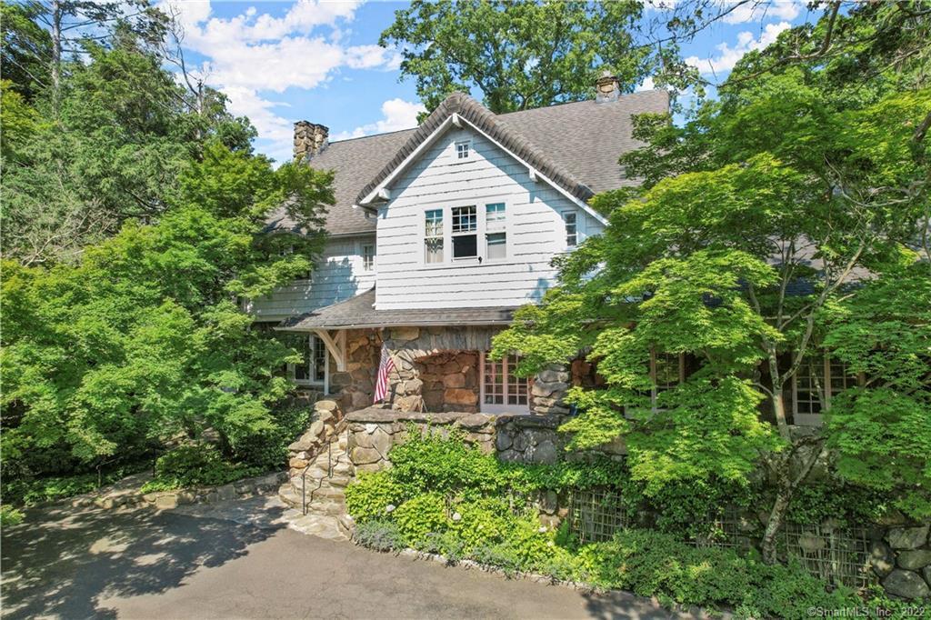 38 Calhoun Drive — exterior photo