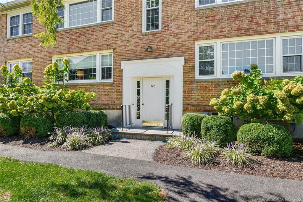 128 Heritage Hill Road, Unit C — exterior photo