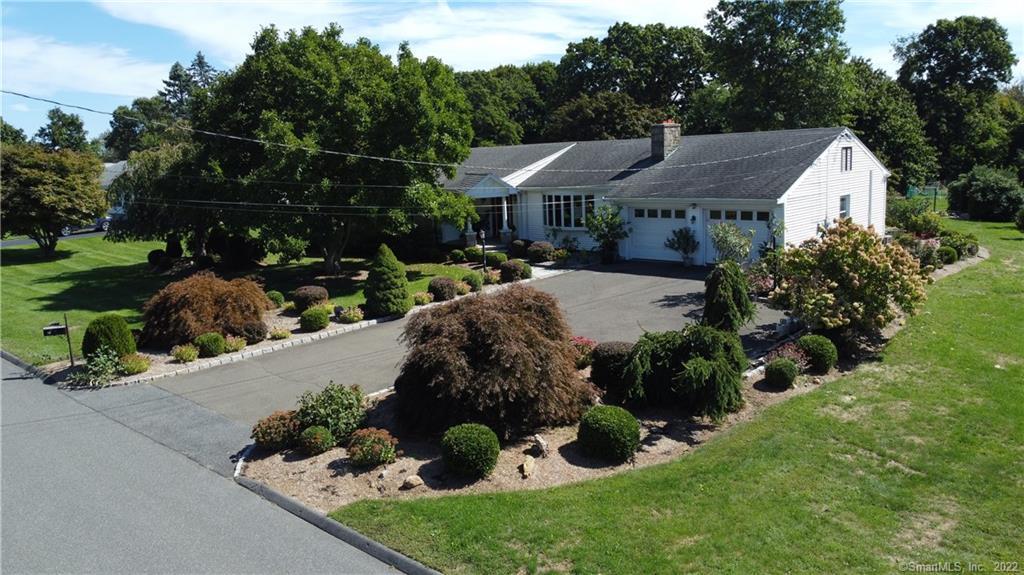21 Harvester Road — exterior photo