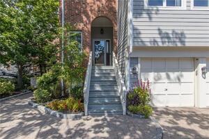 123 Harbor Drive, Unit 102