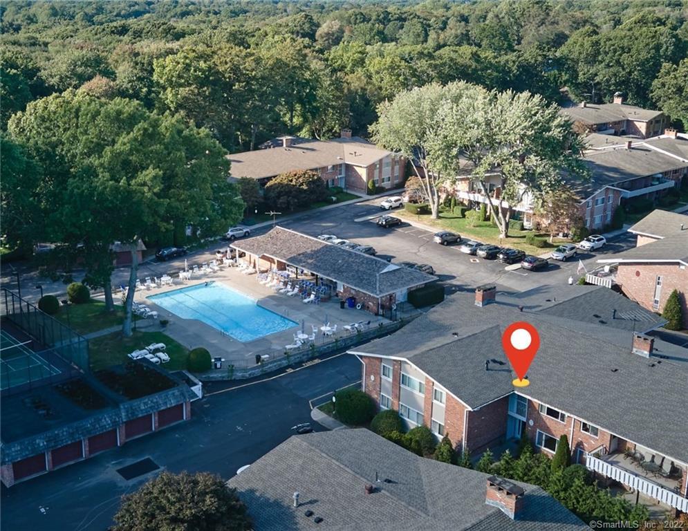 86 Southport Woods Drive, Unit 86 — exterior photo