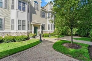 39 Maple Tree Avenue, Unit 37