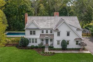 4 Willow Walk