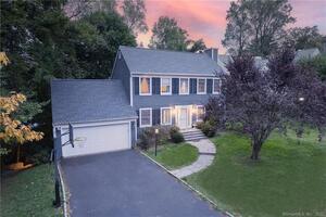 55 Fieldstone Road
