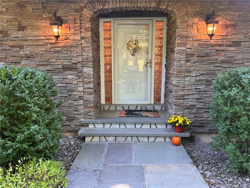 701 Stillwater Road — exterior photo