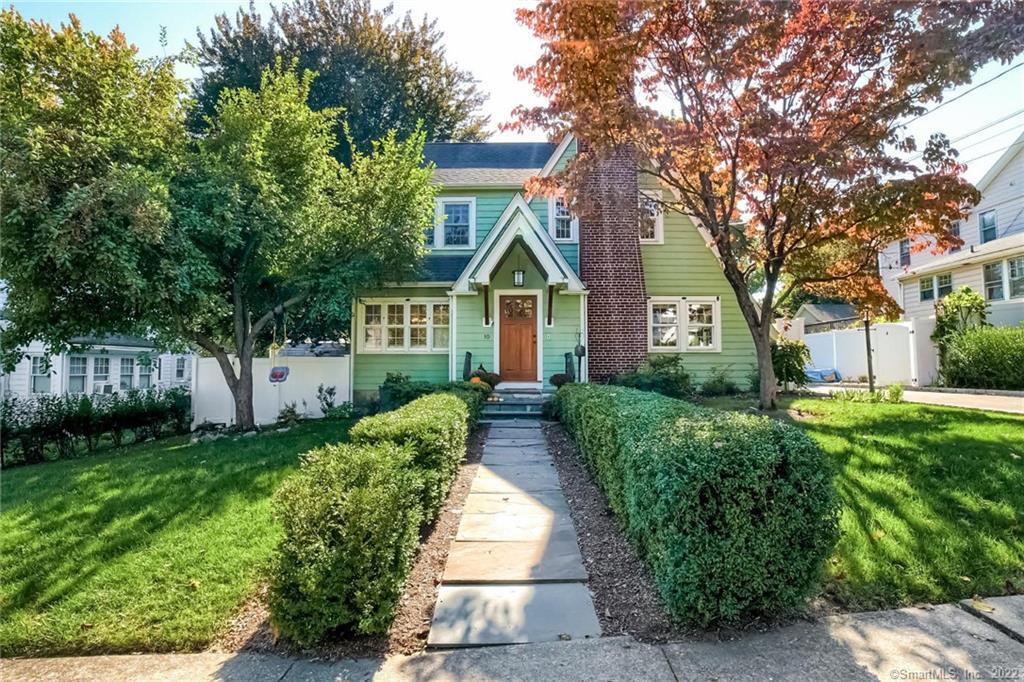 10 Hubbard Court — exterior photo