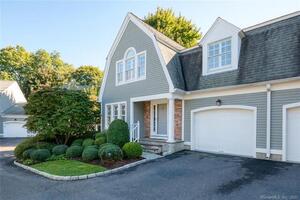 25 Lakeview Avenue, Unit 25