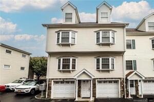 177 West Avenue, Unit 4