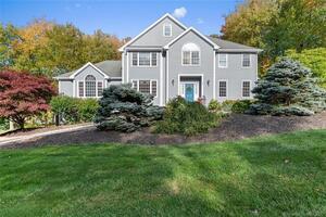 31 Mountain Manor Road