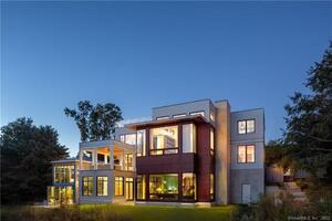 11 Bluewater Hill
