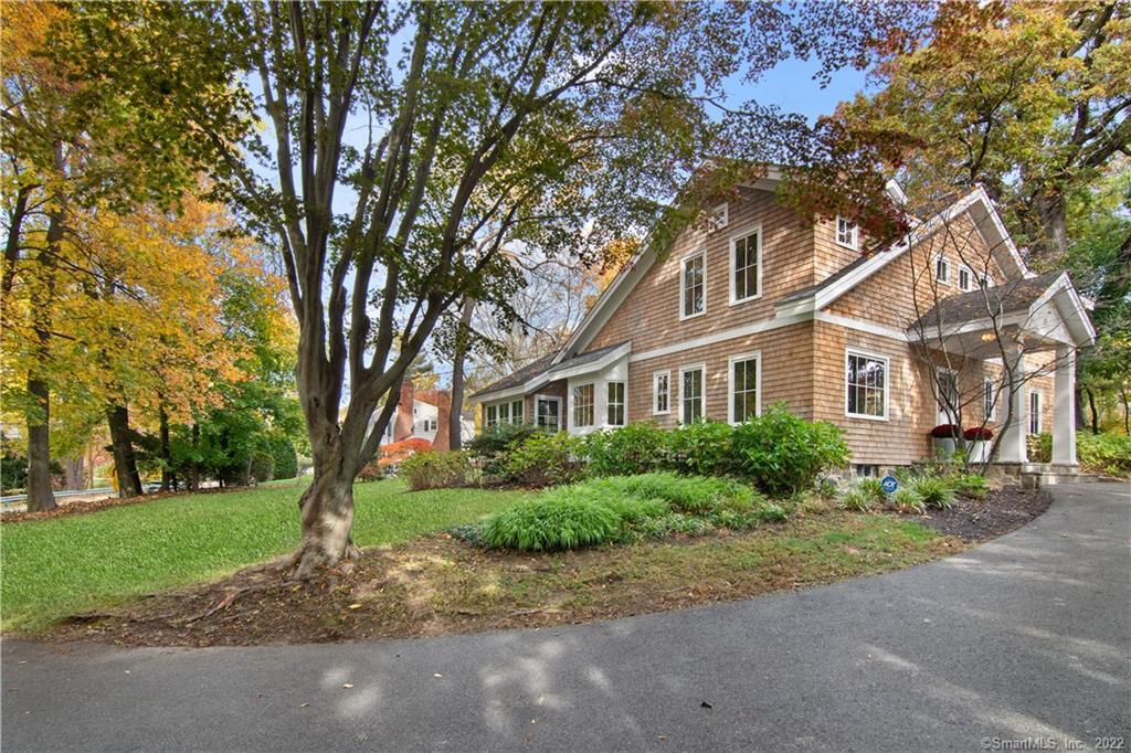 52 Wilson Avenue — exterior photo