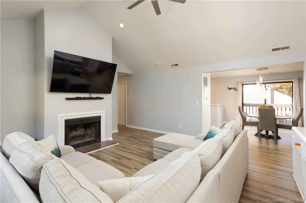 2437 Bedford Street, Unit E3 — exterior photo