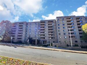 143 Hoyt Street, Unit 4G