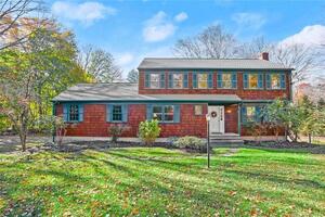 743 Ridgefield Road