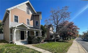 16 Hillside Place, Unit C2