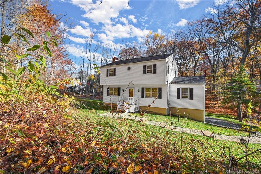 144 Fieldcrest Drive — exterior photo