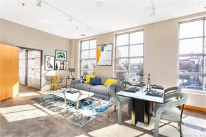 10 Ann Street, Unit 202
