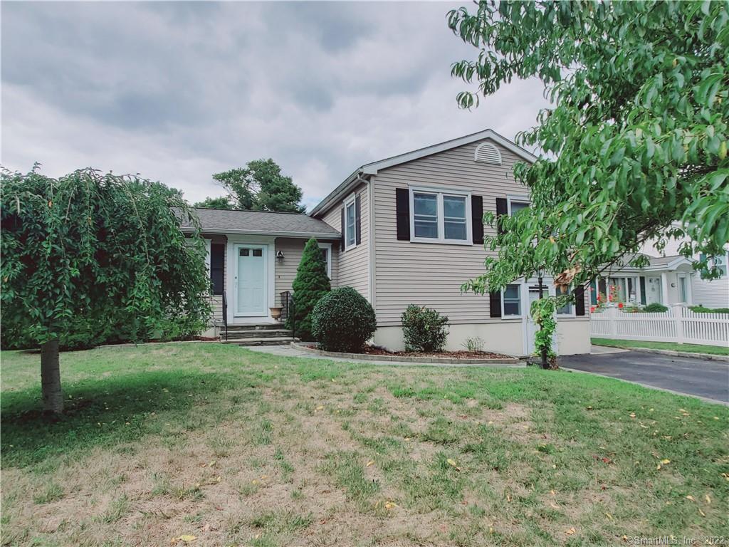 9 Bonan Drive, Greenwich, Connecticut photo 1