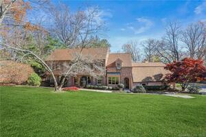 138 Ridgecrest Road