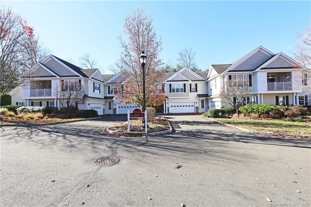 30 Franklin Court, Unit 30 — exterior photo