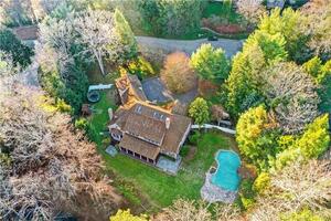 37 Hemlock Ridge