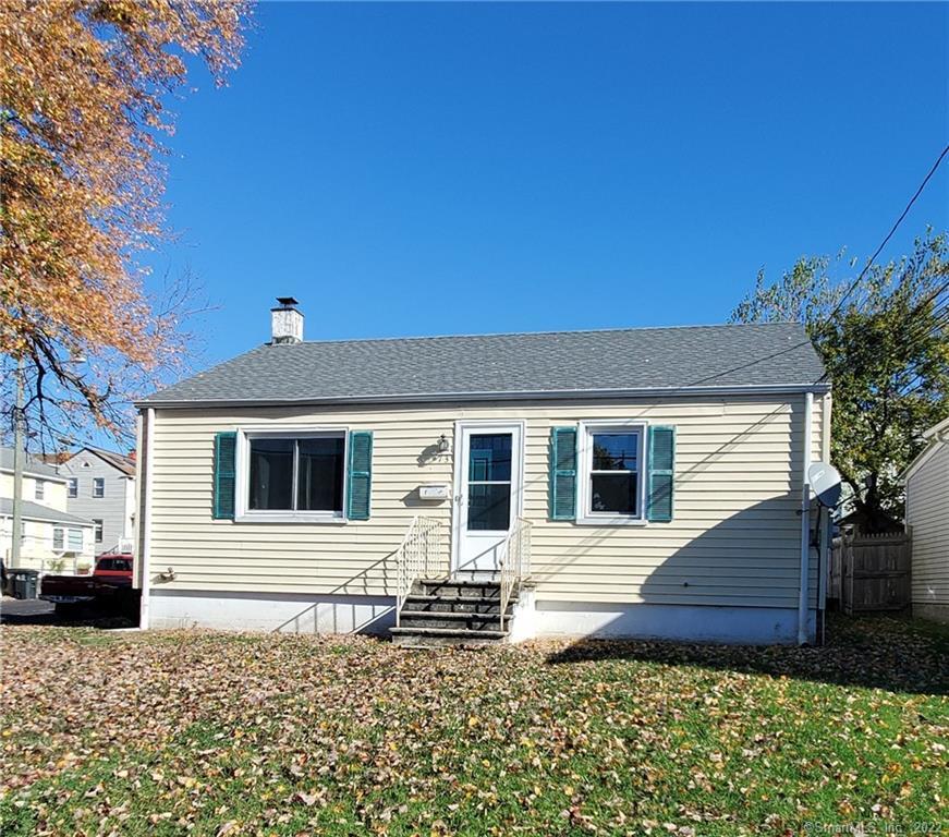 73 Lincoln Avenue — exterior photo