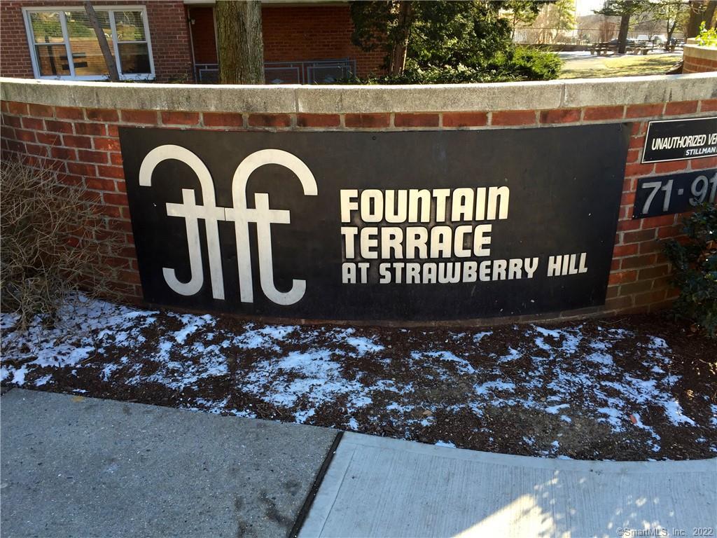 91 Strawberry Hill Avenue, Unit 537 — exterior photo