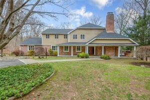 24 Valley Road