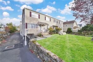 14 Ferris Avenue, Unit 10