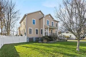 280 Alden Street, Unit 280