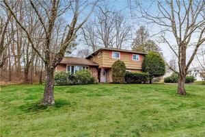 33 Douglas Drive