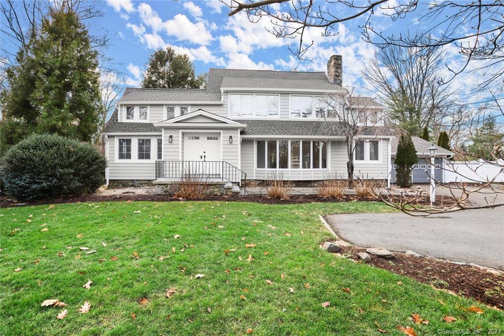 206 Rowayton Woods Drive, Unit 206 — exterior photo