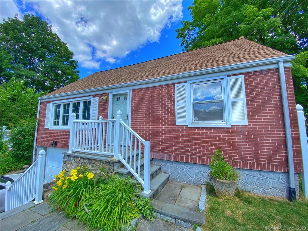 10 Arbor Court — exterior photo