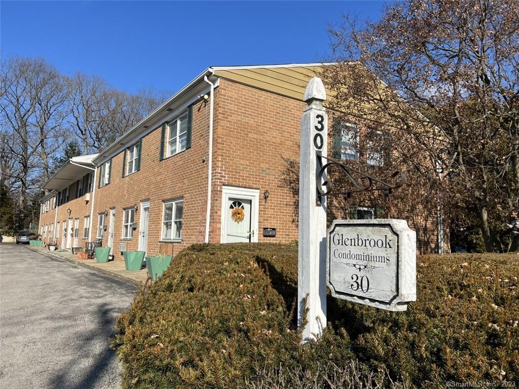 30 Maple Tree Avenue, Unit G — exterior photo