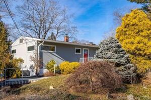 7 Stonecrop Road