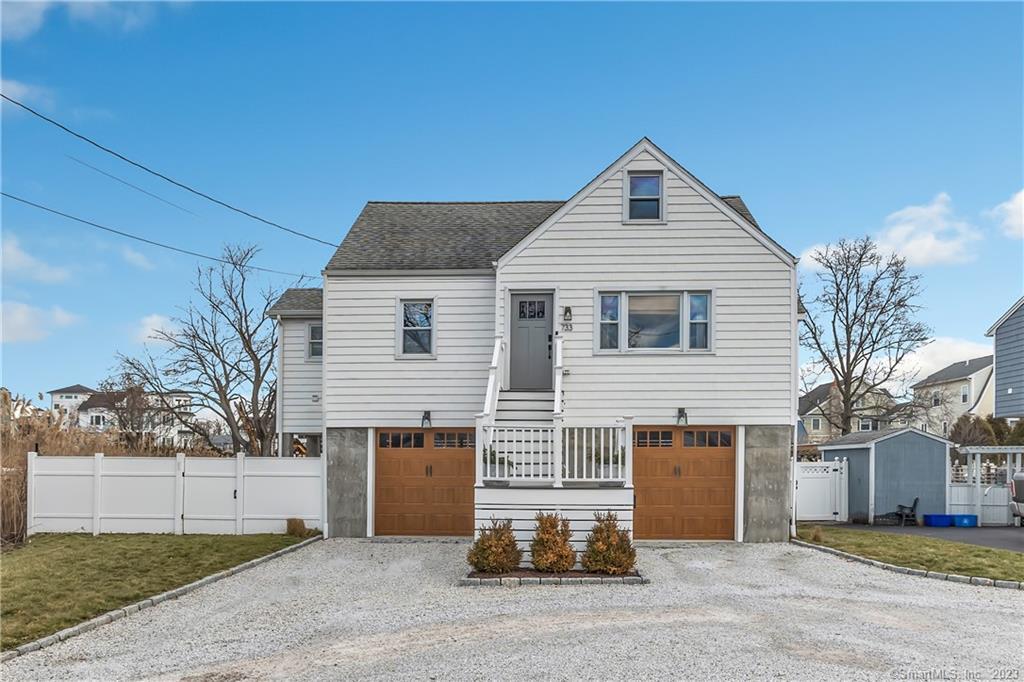 733 Rowland Road — exterior photo