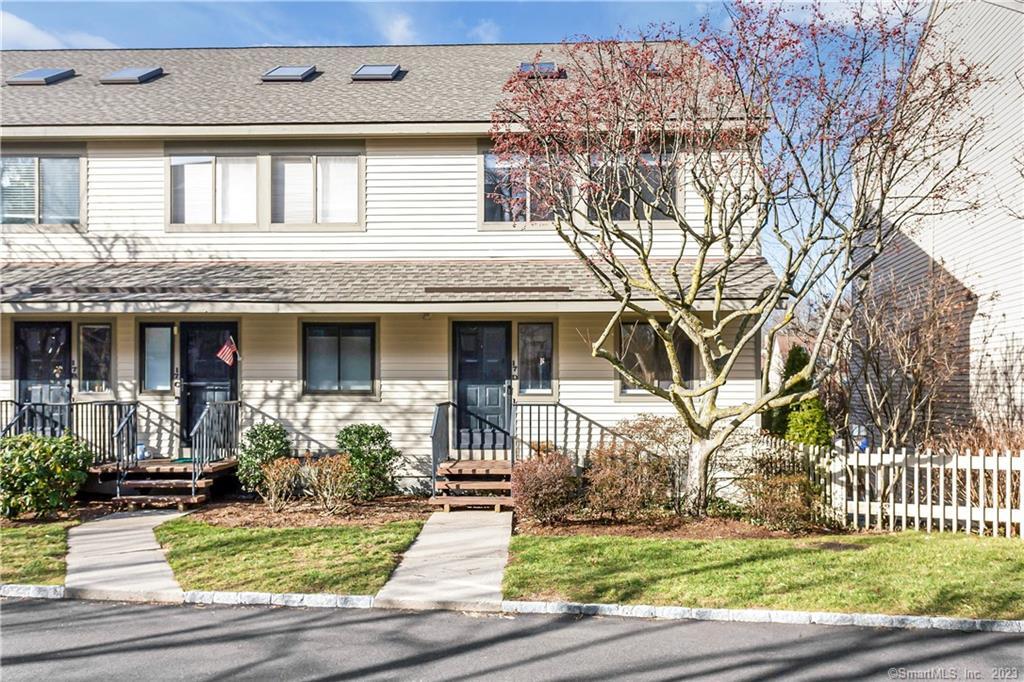 2435 Bedford Street, Unit 17D — exterior photo