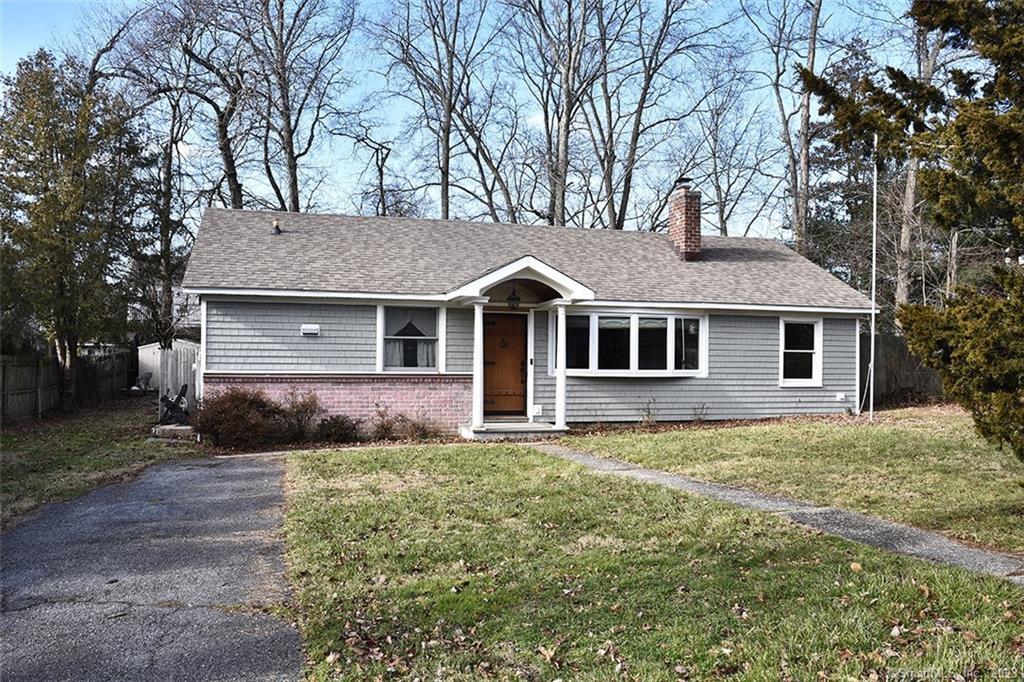 3 Kenilworth Drive — exterior photo
