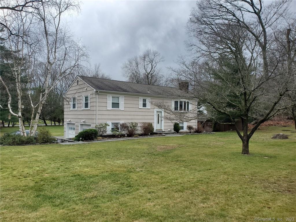 17 Boulder Road — exterior photo