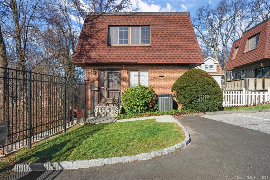 202 Soundview Avenue, Unit 53 — exterior photo