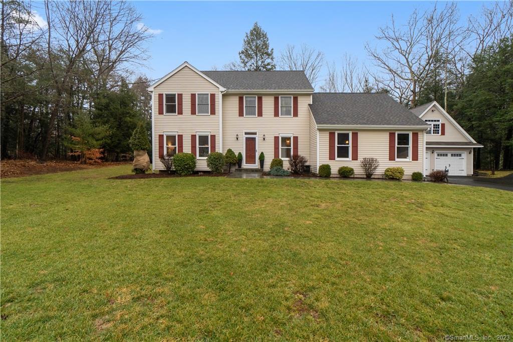 10 Farm Field Ridge Road — exterior photo