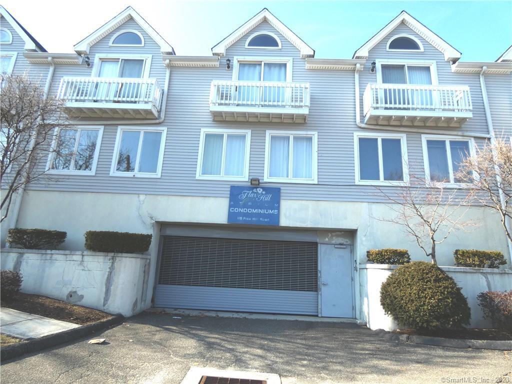 115 Flax Hill Road, Unit 8 — exterior photo