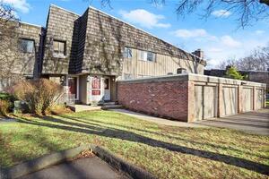 71 Ledgebrook Drive, Unit 71