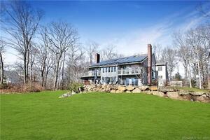 40 Laurel Lake