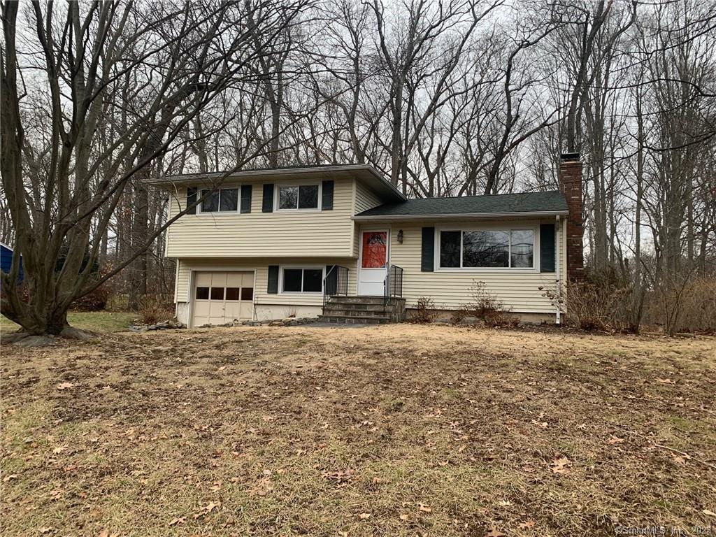19 Mohawk Drive — exterior photo