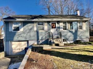 31 Avenue E